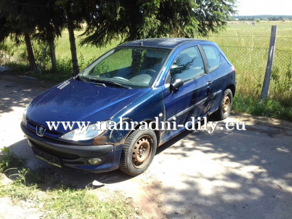 Peugeot 206 modrá tmavá na náhradní díly ČB