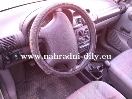 Opel Corsa 3dv bílá na náhradní díly Praha / nahradni-dily.eu