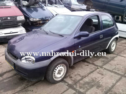 Opel Corsa 3dv modrá na náhradní díly Praha / nahradni-dily.eu