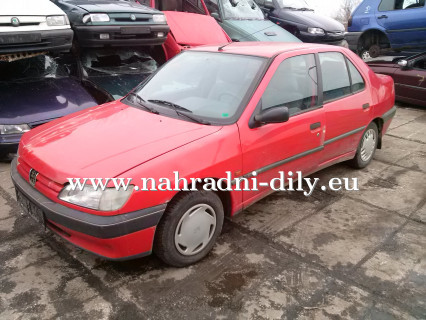 Peugeot 306 červená na náhradní díly Praha / nahradni-dily.eu