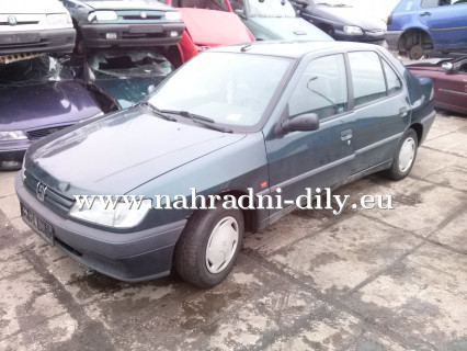 Peugeot 306 zelená na náhradní díly Praha / nahradni-dily.eu