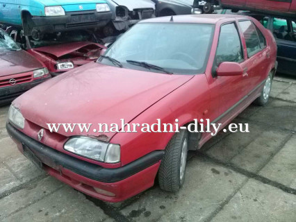 Renault 19 červená na náhradní díly Praha / nahradni-dily.eu