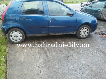 Fiat Punto 5dv. modrá na díly Plzeň / nahradni-dily.eu