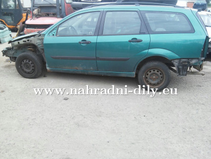 Ford Focus kombi zelená na díly Plzeň / nahradni-dily.eu