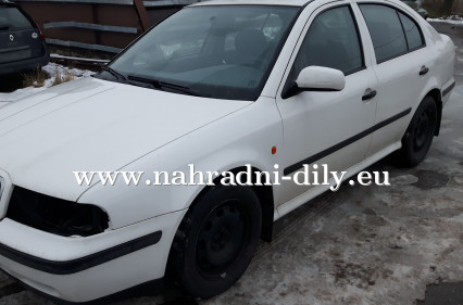 Škoda Octavia bílá na díly Brno / nahradni-dily.eu