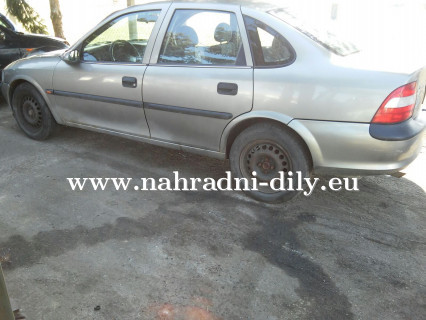 Opel Vectra sedan na díly Plzeň / nahradni-dily.eu