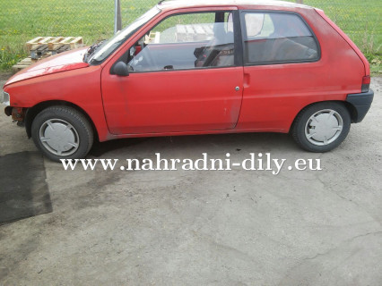 Peugeot 106 červená na náhradní díly Plzeň / nahradni-dily.eu