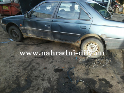 Peugeot 405 modrá metalíza na díly Plzeň / nahradni-dily.eu