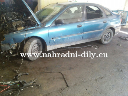 Renault Laguna sedan modrá na náhradní díly Písek