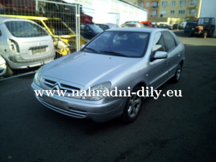 Citroen Xsara stříbrná - díly z tohoto vozu / nahradni-dily.eu