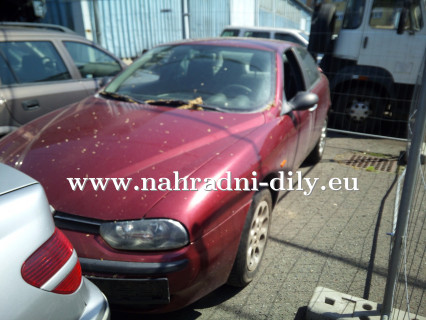 Alfa Romeo 156 vínová - díly z tohoto vozu / nahradni-dily.eu