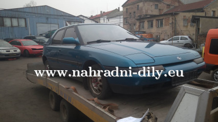 Mazda 323 F modrá - díly z tohoto vozu / nahradni-dily.eu