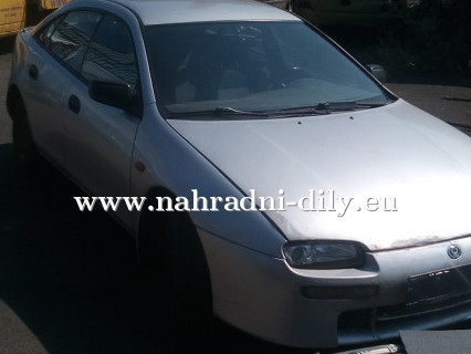 Mazda 323 stříbrná - díly z tohoto vozu / nahradni-dily.eu