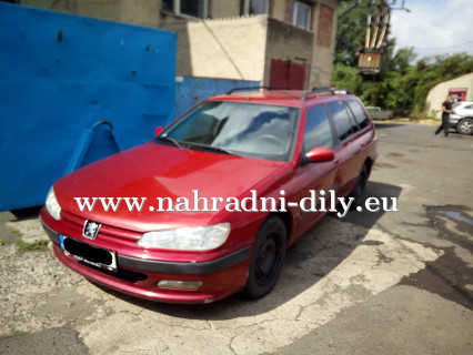 Peugeot 406 kombi vínová - díly z tohoto vozu