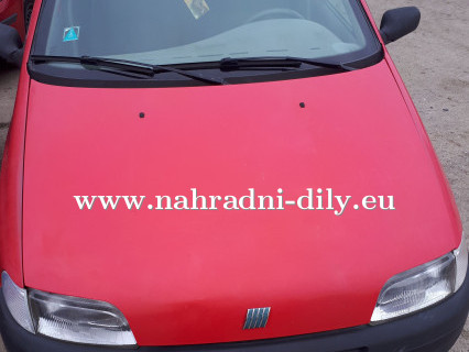 Fiat Punto červená na díly České Budějovice / nahradni-dily.eu