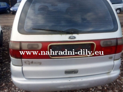 Ford Galaxy stříbrná na náhradní díly Pardubice / nahradni-dily.eu