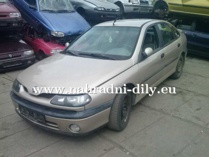 Renault Laguna stříbrná na náhradní díly Písek / nahradni-dily.eu