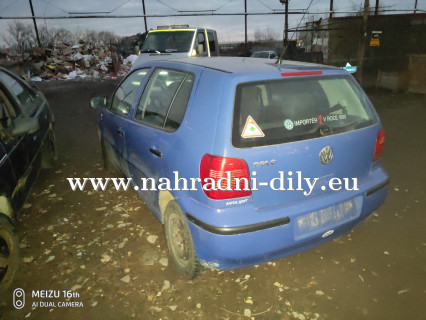 VW Polo modrá – díly z tohoto vozu / nahradni-dily.eu