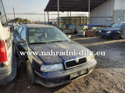 Škoda Octavia modrá na náhradní díly Pardubice / nahradni-dily.eu