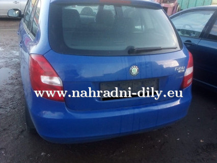 Škoda Fabia modrá na náhradní díly Pardubice / nahradni-dily.eu