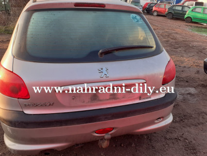 Peugeot 206 na náhradní díly Pardubice / nahradni-dily.eu