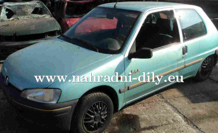 Náhradní díly z vozu Peugeot 106