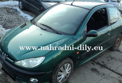 Náhradní díly z vozu Peugeot 206