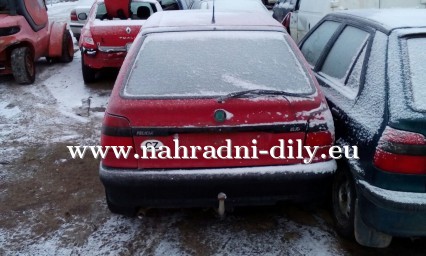 Škoda Felicie 1,3mpi červená na díly ČB / nahradni-dily.eu