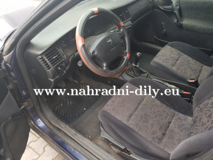 OPEL VECTRA B Caravan 1.6i 74kw, motor X16XEL na náhradní díly Pardubice / nahradni-dily.eu