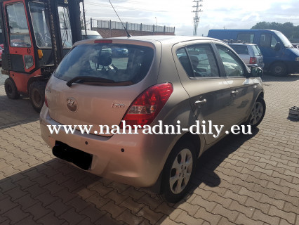 HYUNDAI I20 1.7 CDTI motor na náhradní díly Pardubice / nahradni-dily.eu