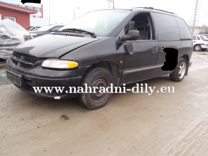 Chrysler Voyager 2.4i na náhradní díly Pardubice / nahradni-dily.eu