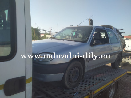 Citroen Saxo – díly z tohoto vozu / nahradni-dily.eu