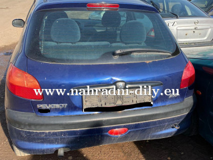 Peugeot 206 modrá na náhradní díly Pardubice / nahradni-dily.eu