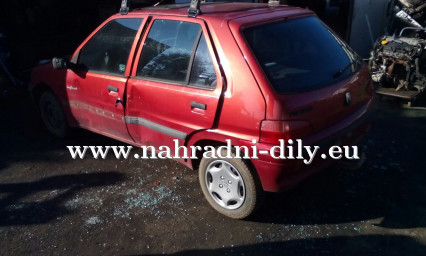 Peugeot 106 vínová metalíza na náhradní díly / nahradni-dily.eu